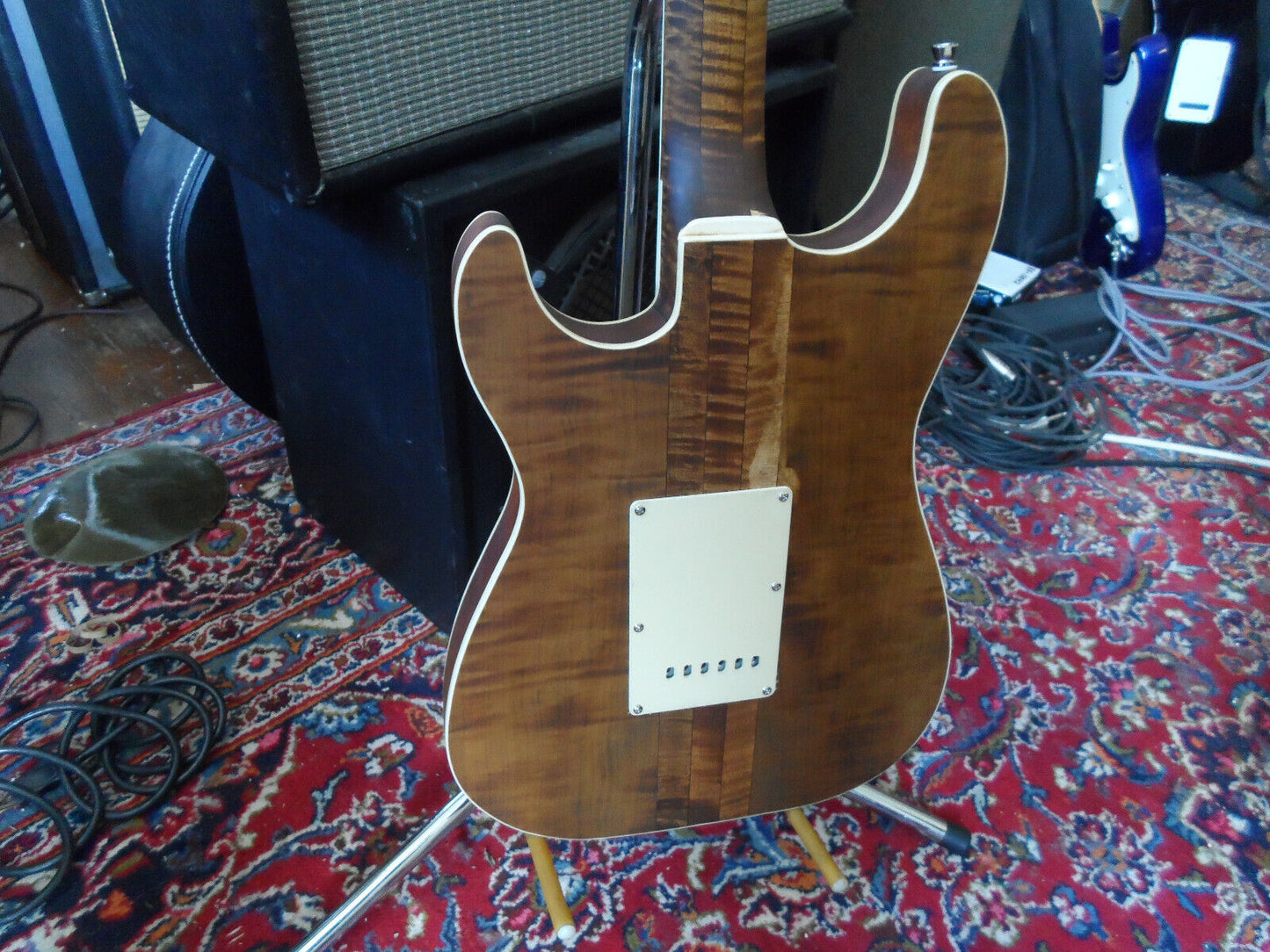Hamiltone " Curly Maple " Custom Shop Ltd Edition Neck Through Guitar Stained