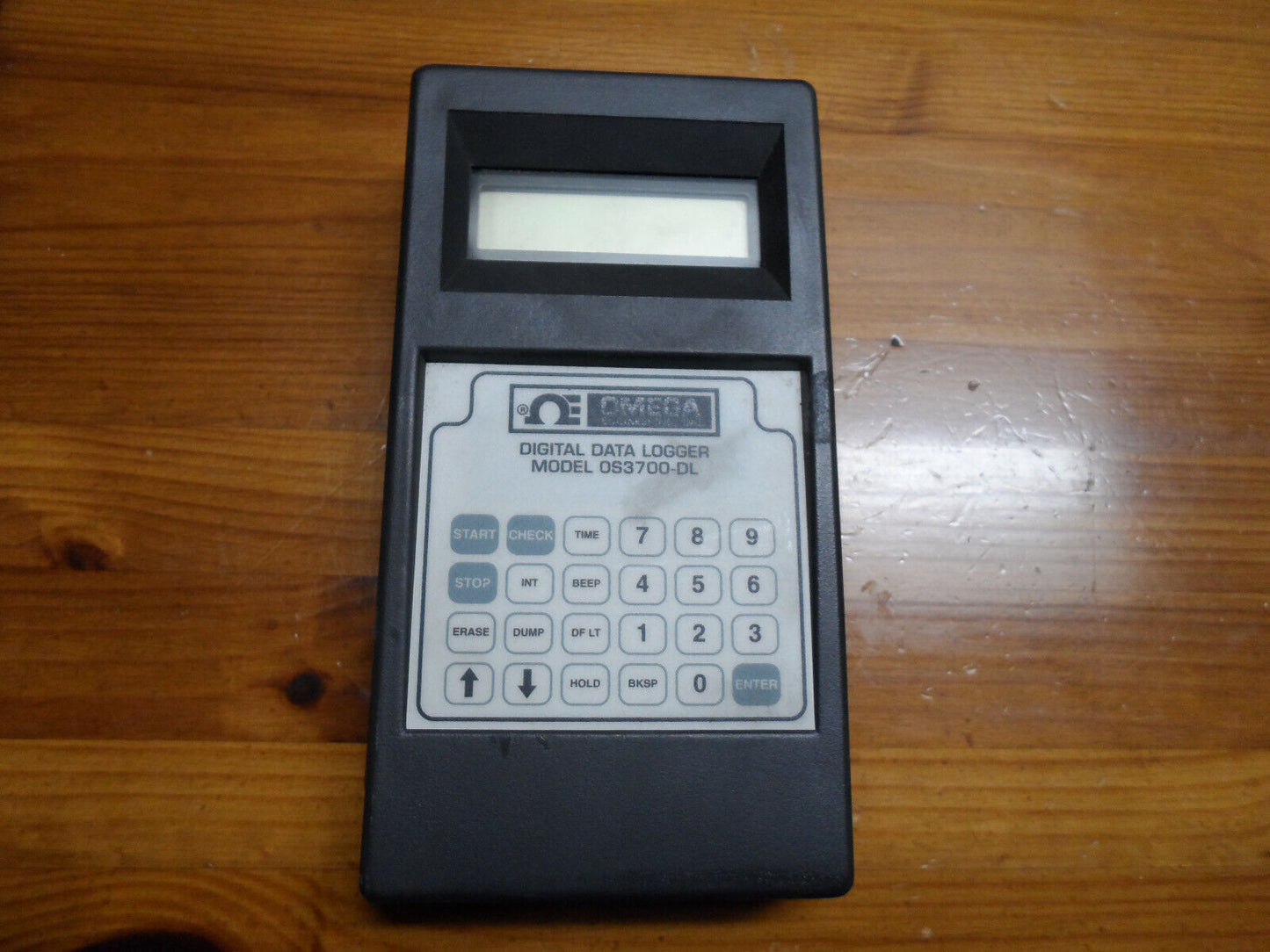 Omega OS3700-DL Portable Handheld Analog / Digital Datalogger