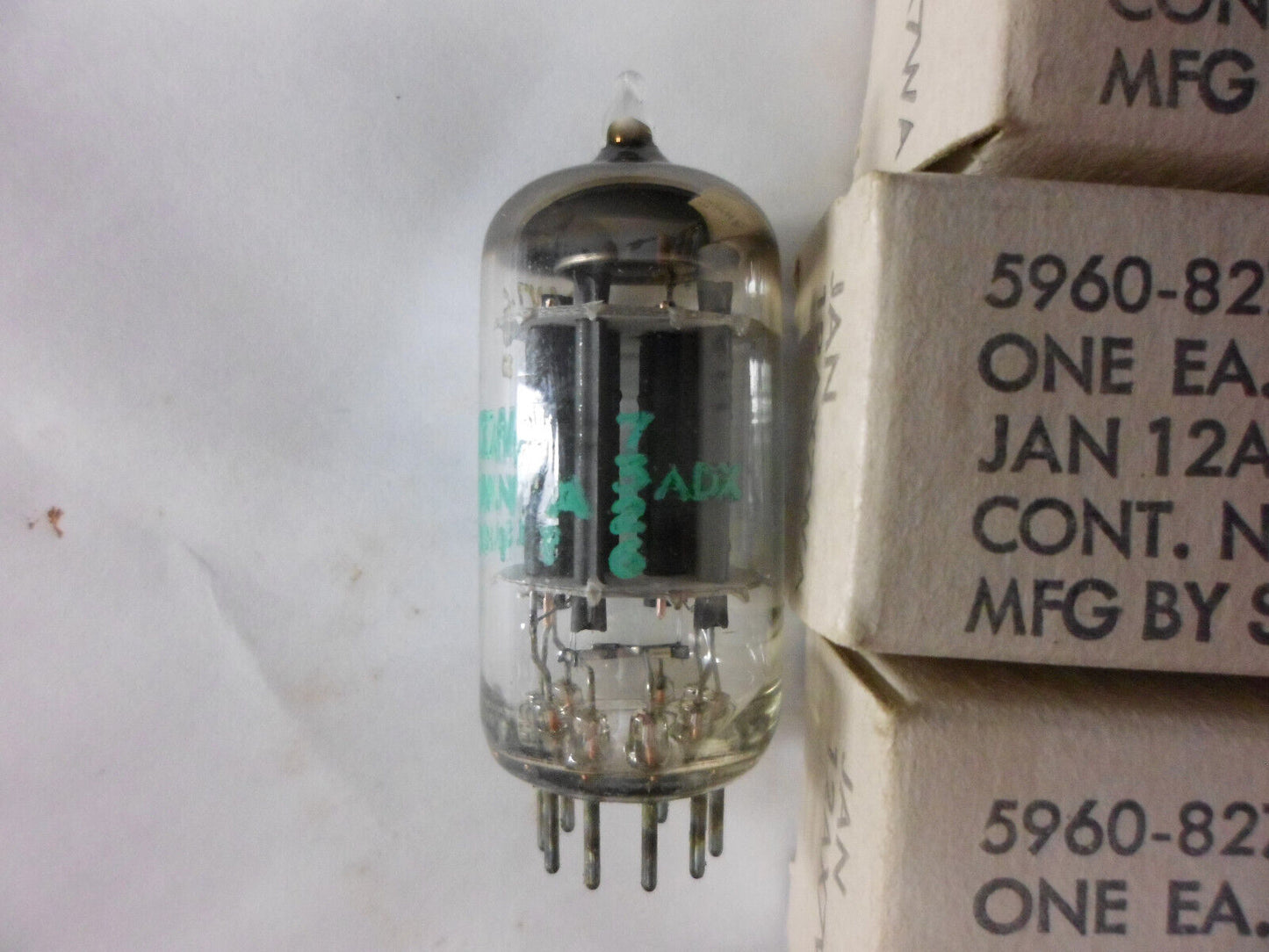 ONE 12AX7 WA SYLVANIA JAN VINTAGE TUBE 17MM 12AX7A NOS NIB (1973) *eTRACER*