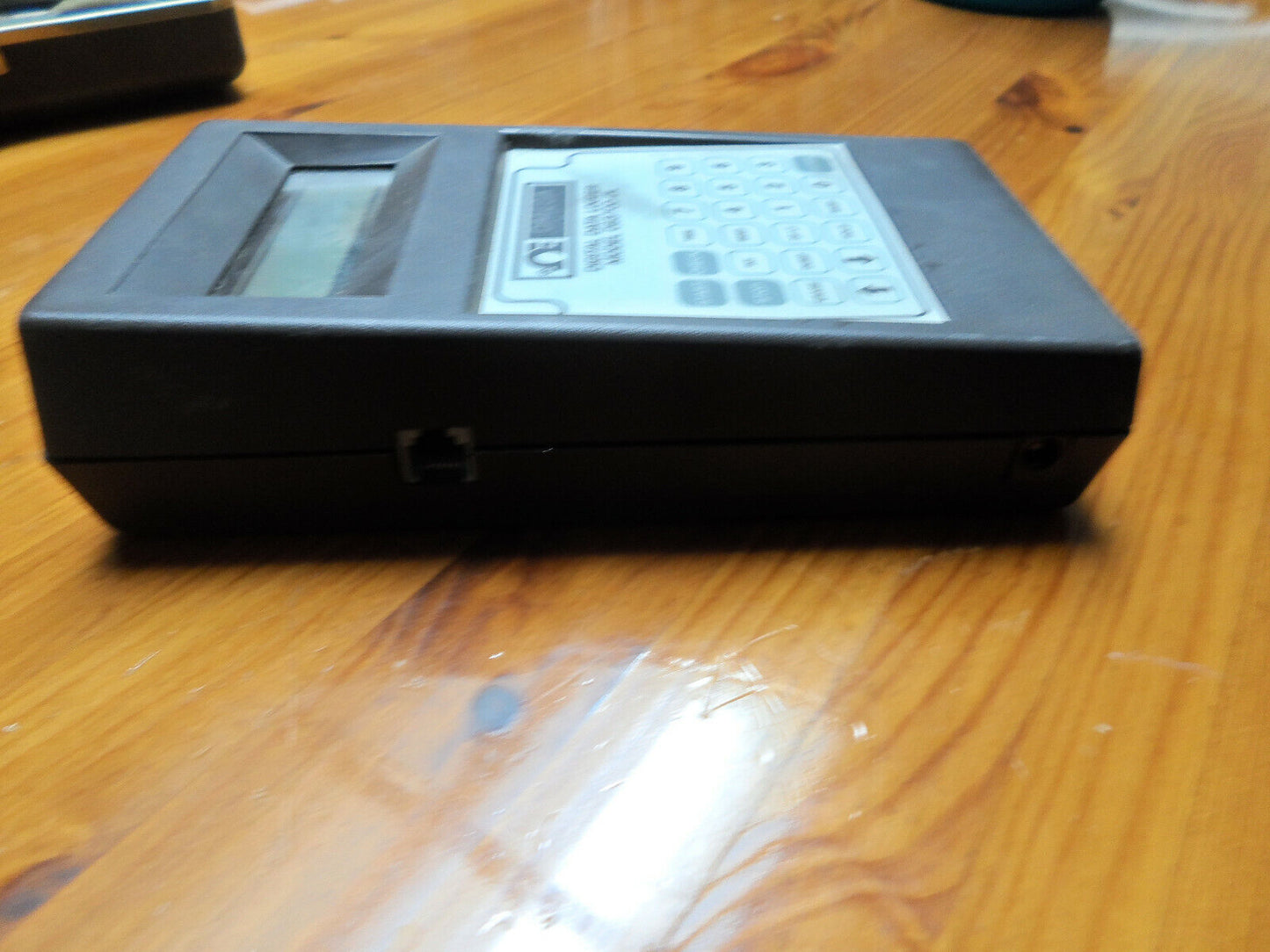 Omega OS3700-DL Portable Handheld Analog / Digital Datalogger