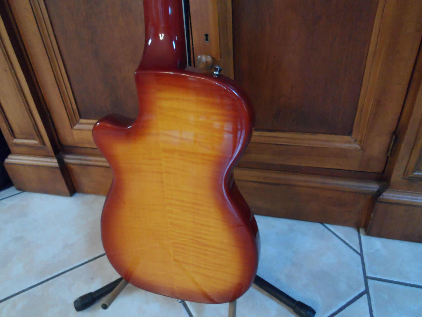 Vintage style Stratotone Custom Neck Through Guitar Curly Maple