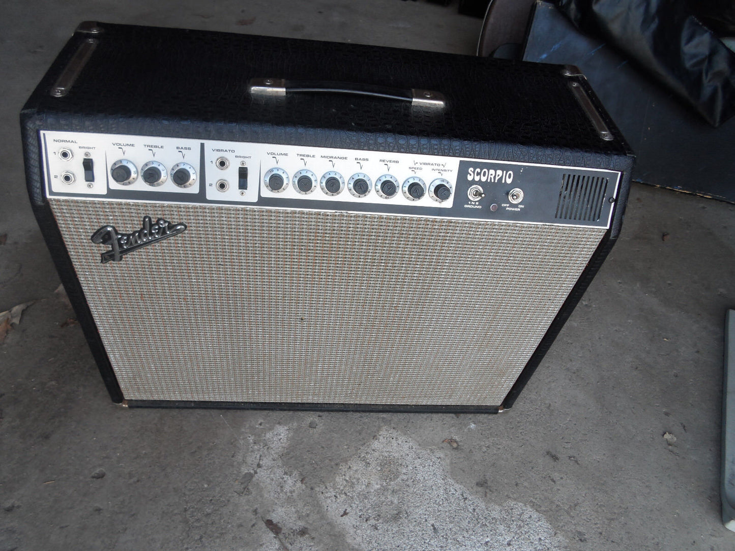 Vintage 1969  Fender Scorpio Alligator Tolex Amplifier